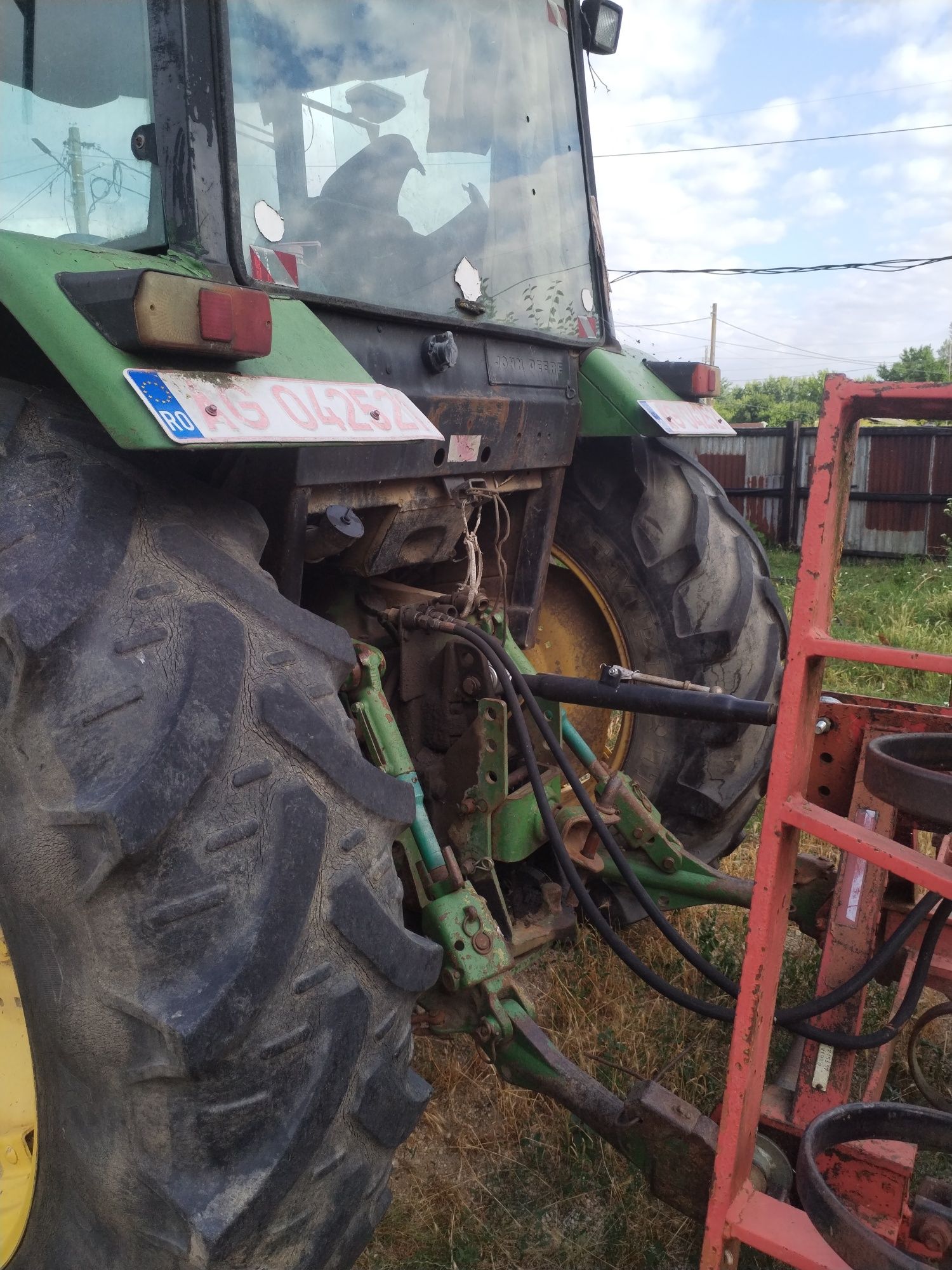 Vând tractor John Deere 3050