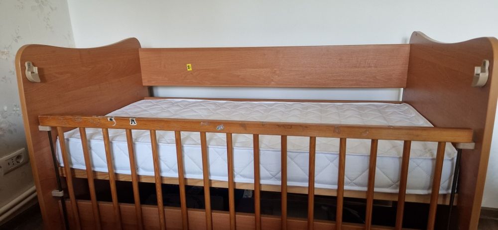 Patut bebelusi + saltea