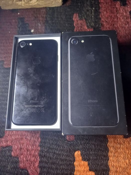 Iphone 7 srochni sotiladi