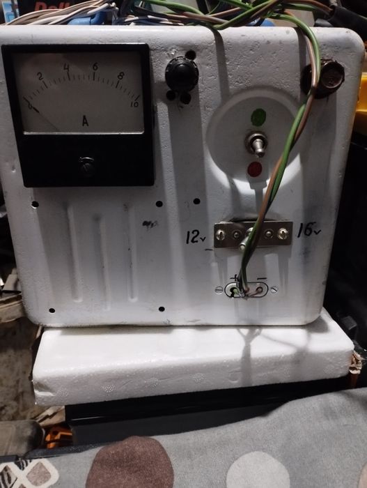 Продам зарядное устройство 12v/16v