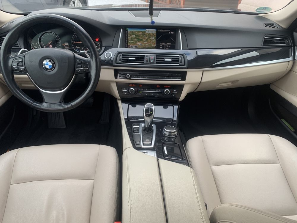 Bmw 525d Touring Sport-Automatic