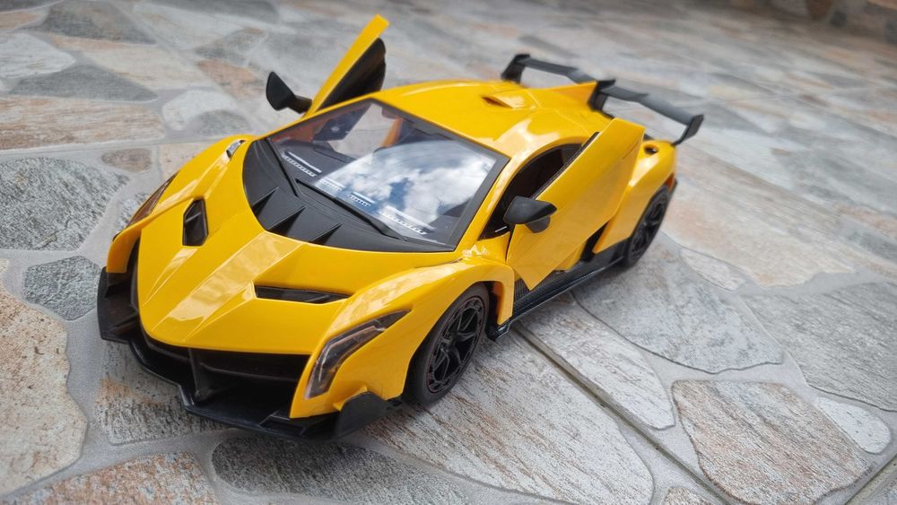 Детска играчка с дистанционно управление Lamborghini Veneno