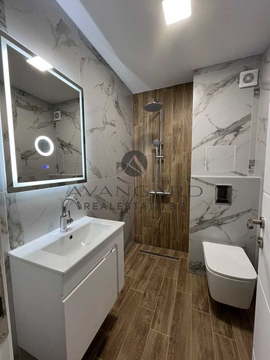 оф.24034 Дизайнерски двустаен/ Тракия