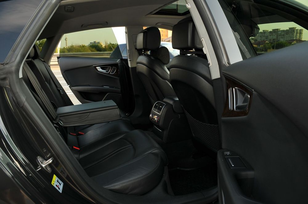 Vand Audi A7 anul 2015