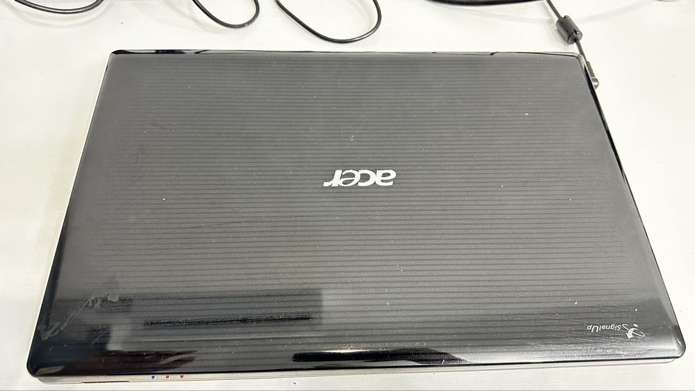 Сенсорный ноутбук Acer