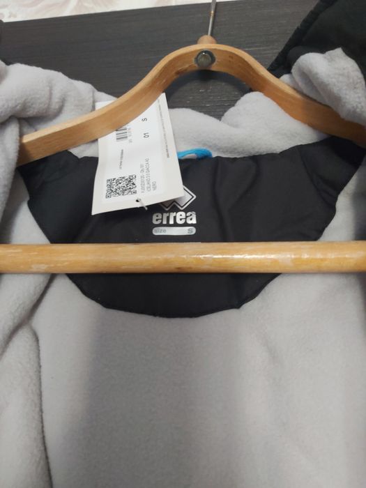 Куртка мужская новая.