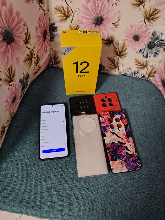 Telefon Realme 12 PRO Plus.