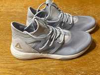 Bascheti Reebok/ noi/ 38/ orig/ basket/ airmax/ nike/ adidas/ sneakers