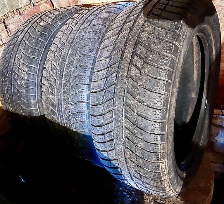 Гуми летни 4 бр и зимни 4бр 205/55/16R