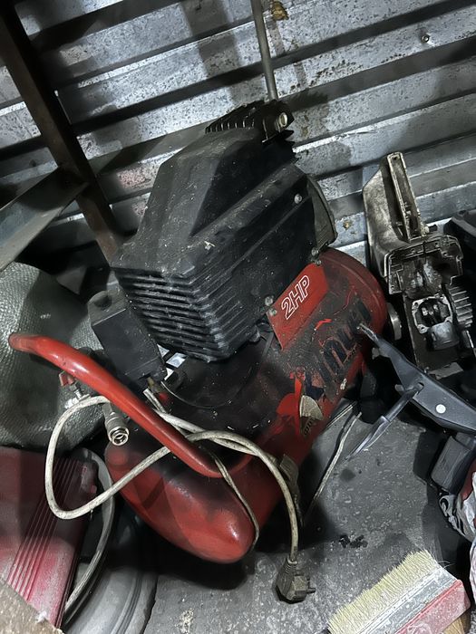 Продам компрессор