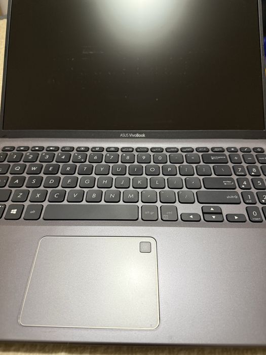 Asus Vivobook X512JA
