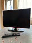 SAMSUNG 22 inch HD Ready LCD TV + USB