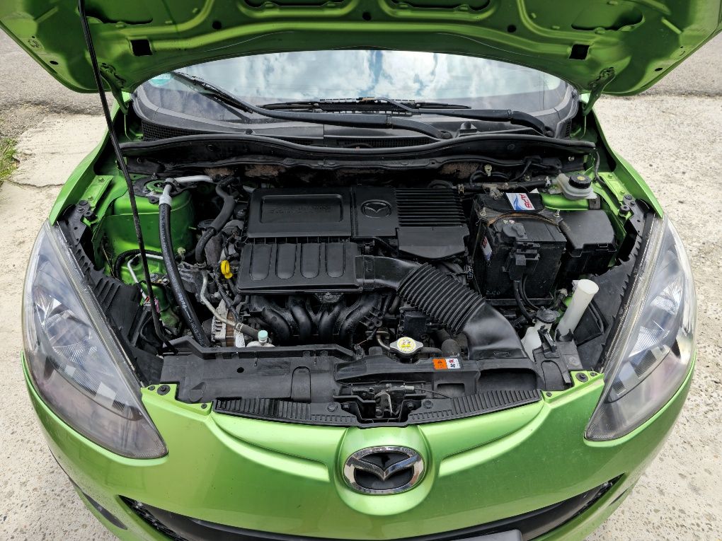 Mazda 2  Benzina Euro 5 import germania