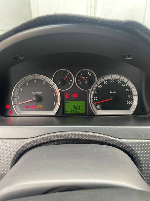 Chevrolet nexia 3 mexanika