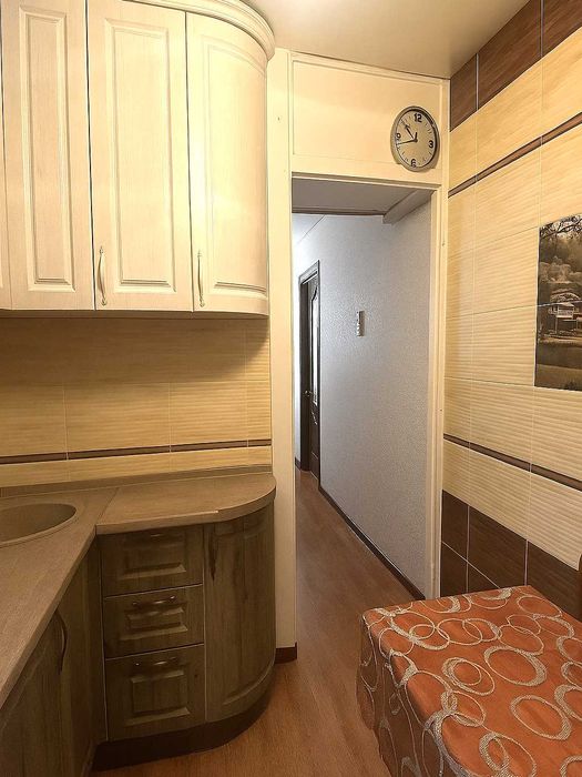 Продаю 3 ком. квартиру. 3 этаж, 18 микрорайон