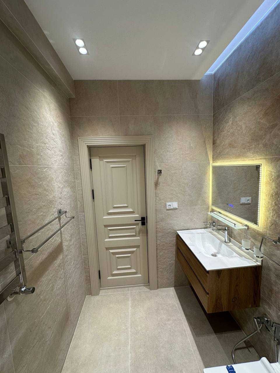 СРОЧНО Euro house 3 комнатная 83м2; 3/7/10 улица Чинабад, ТЦ High Town