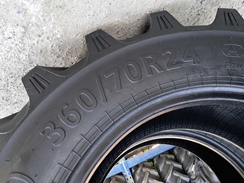Cauciucuri noi 360/70R24 marca GRI anvelope radiale tractor fata