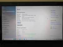Laptop funcțional cu Windows 10  ideal pentru internet, filme