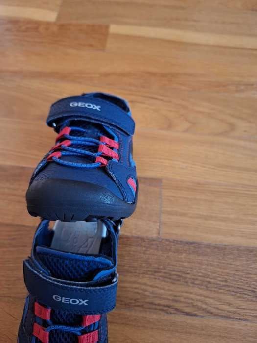 Vând sandale copii Geox 28