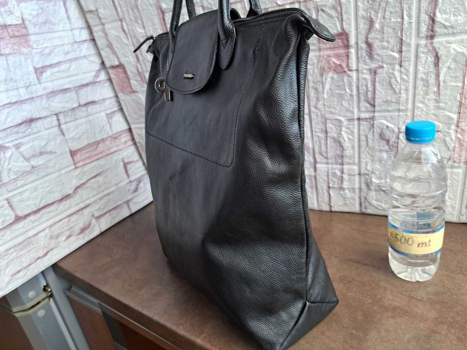 дамска чанта,черна кожена чанта PICARD-естествена кожа