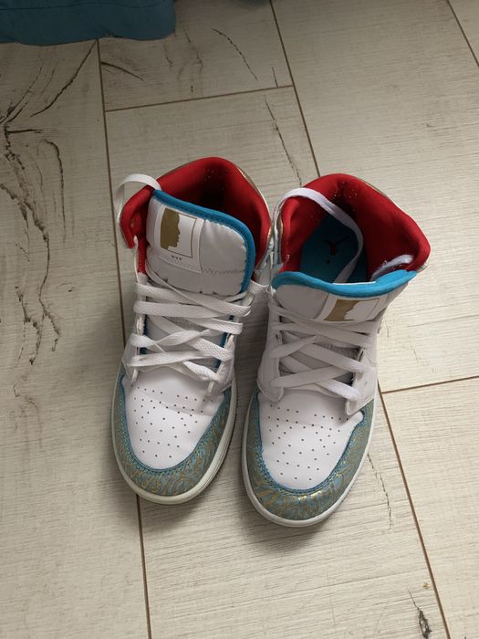 Jordan -Air Jordan 1 Mid GS UNC to Chicago marimea 36,5