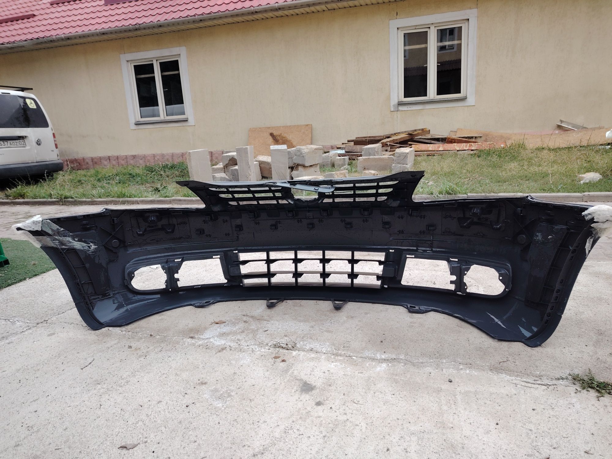 Бампер жақсы жағдайда