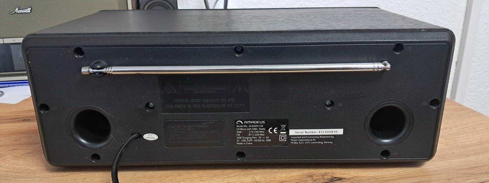 Microsistem AMADEUS CAVATO cu CD, USB, radio DAB+ FM și Bluetooth