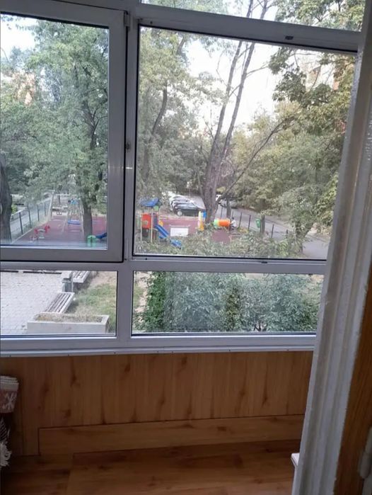 Închiriez/Vând ap 2 camere Craiovei