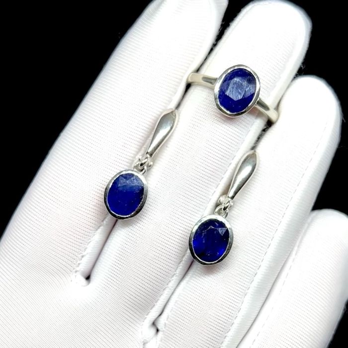 Комплект с натуральными Сапфирами 9 мм