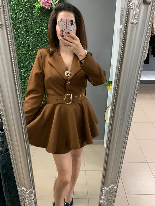 Стилни дамски гащеризони с широк колан