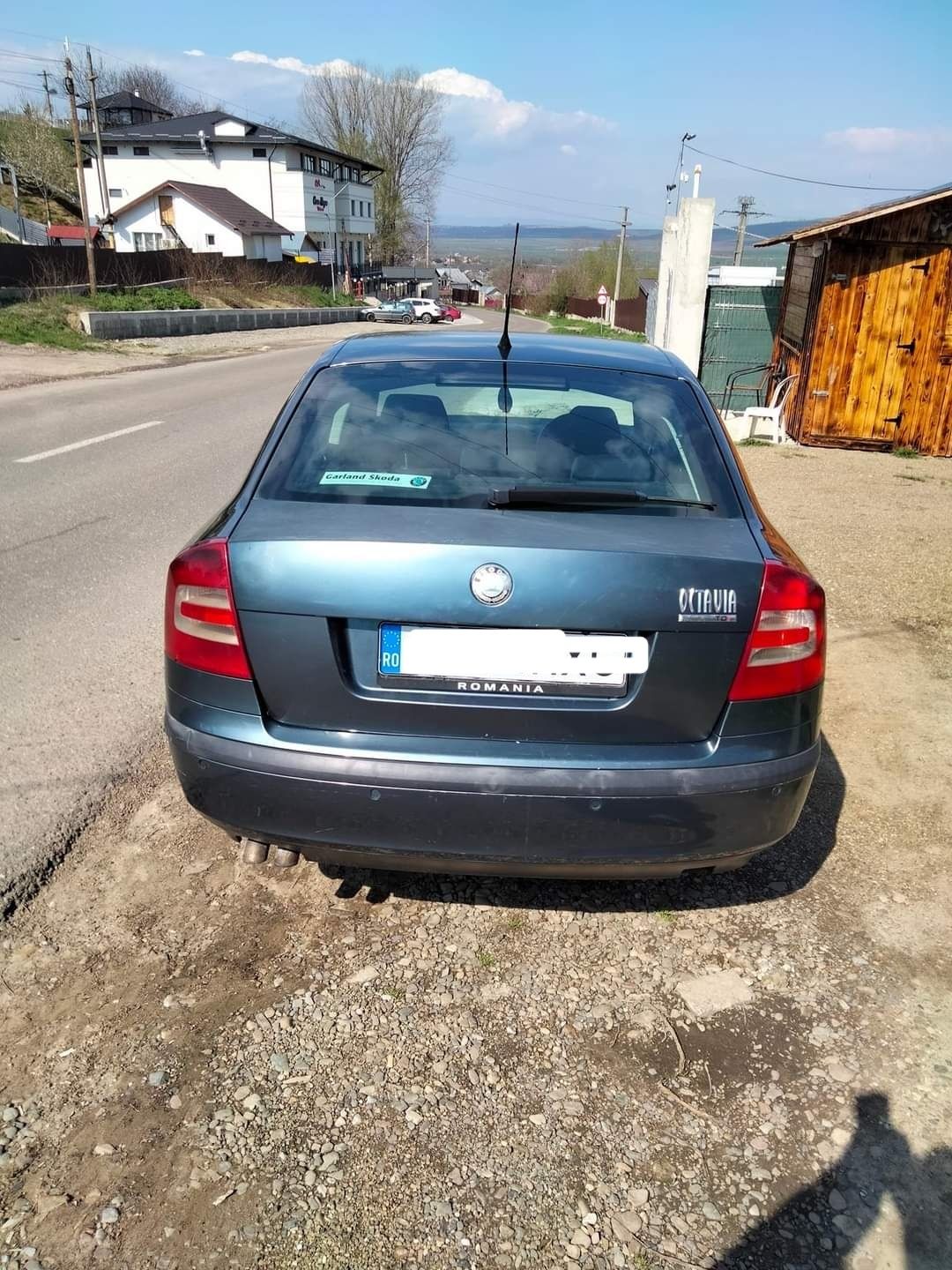 Bara spate, ușa stânga fata, portiera stânga spate, oglinda.Skoda 2006