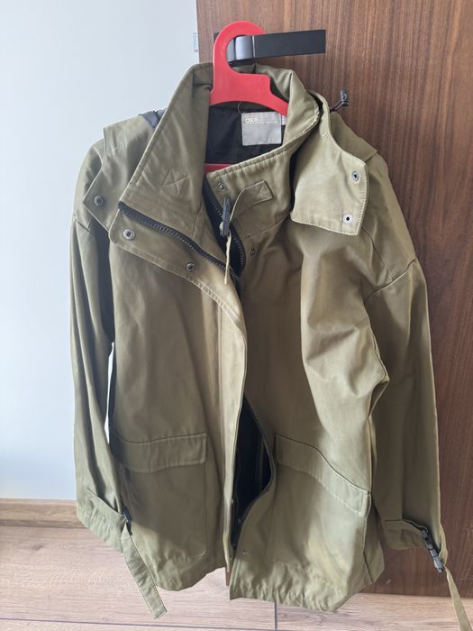 Зимно уголемено промазано яке на ASOS