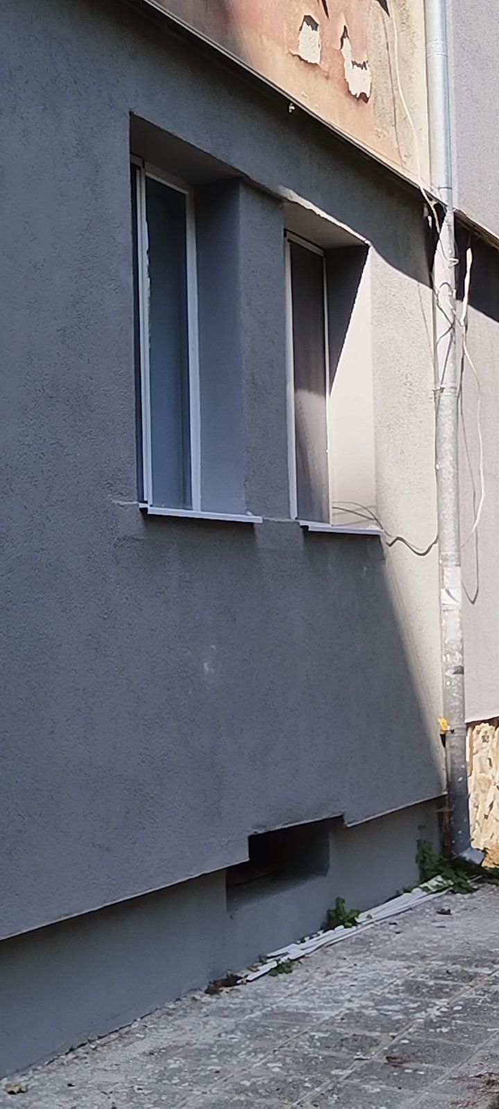 Продава 2стаен преустроен на 3стаен Перник кв.Твърди ливади