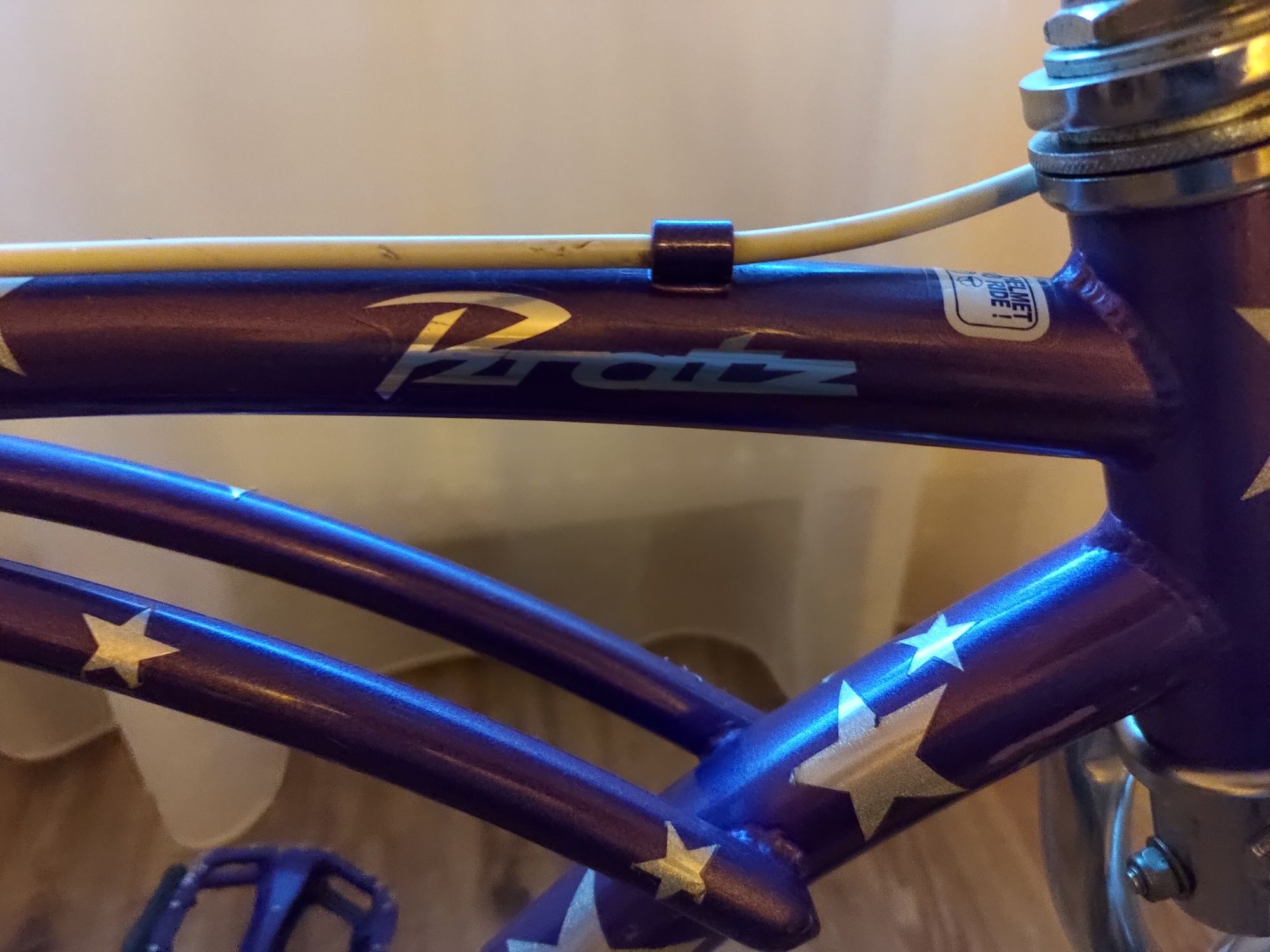 Bicicletă de colecție produsă sub licență - Bratz