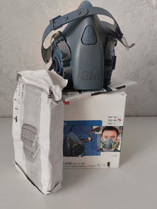 Полумаска 3M 7502