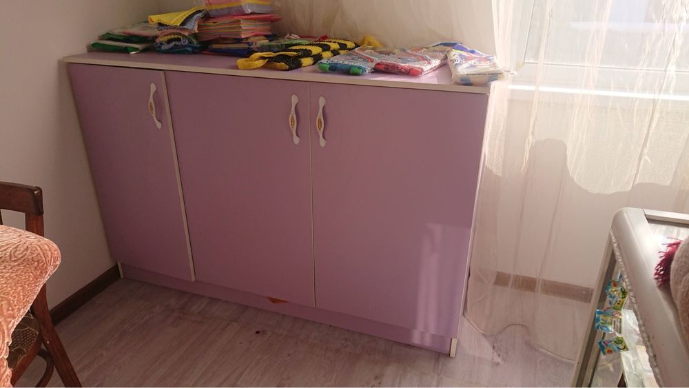 Продам мебель для магазина