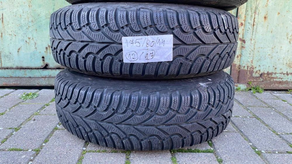 jante table golf 4  bora seat skoda 5x100 iarna 165 70 14 bune