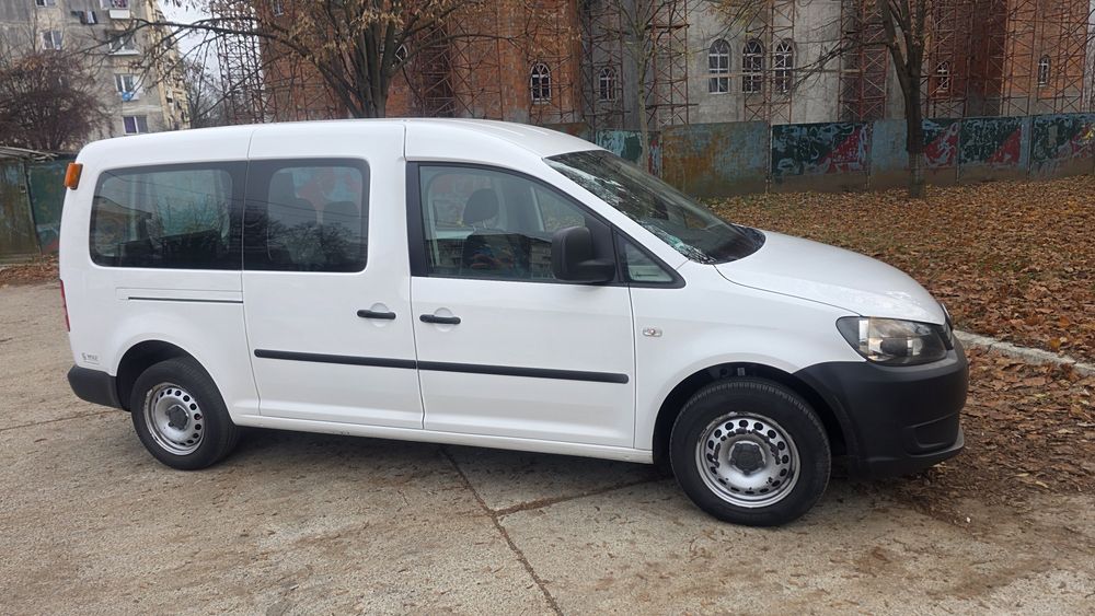 Vw caddy maxi  euro 5 pentru persoane cu handicap