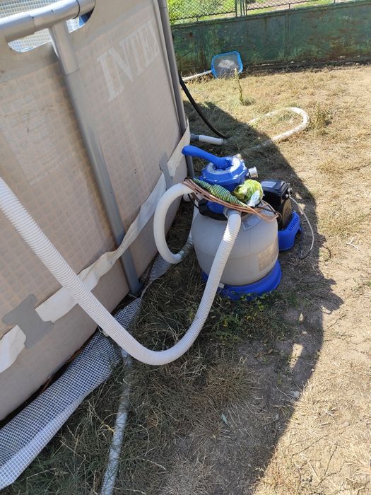 OFERTA .Piscinâ gradina mare.