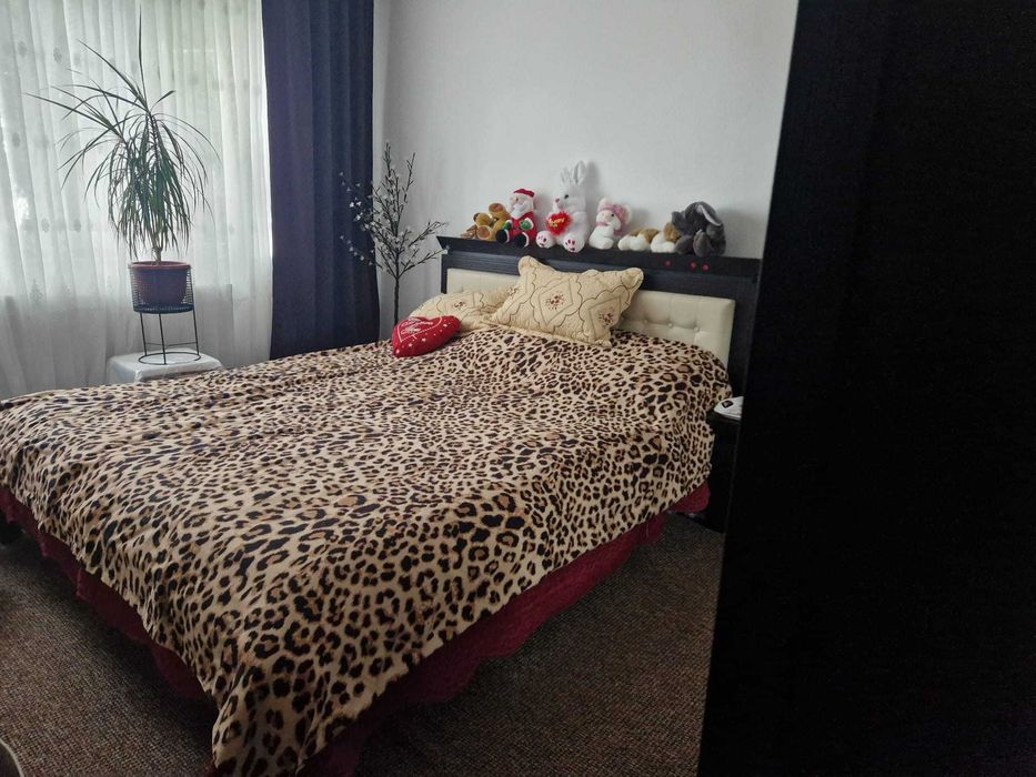 Persoana fizica APARTAMENT DE Vanzare