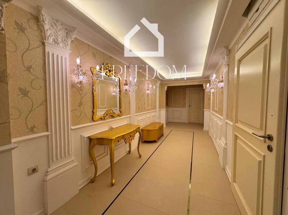 Продава се Четиристаен апартамент в Варна, Бриз - 268 кв.м за 2612 €/кв.м - Снимка #8