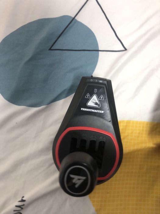 Vand schimbator thrusmaster th8s