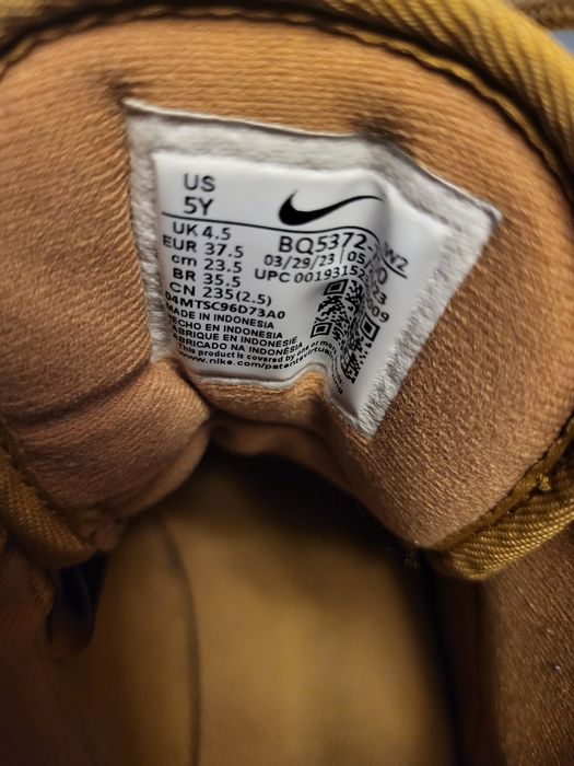 Ghete de toamnă Nike 37.5