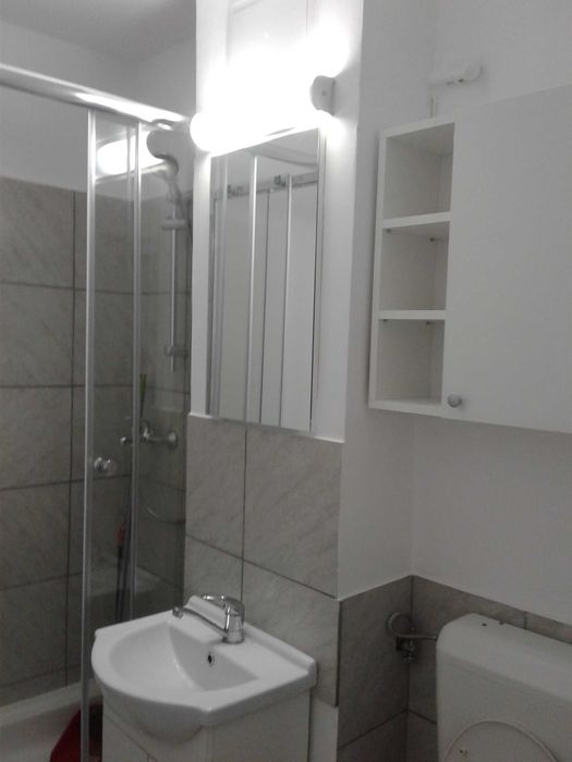 Inchiriez garsoniera Astra