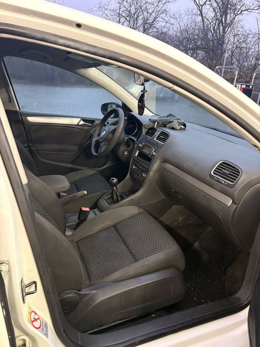 Volkswagen Golf 6, 1.4