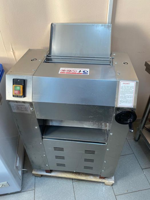 Тестораскат производственный напольный