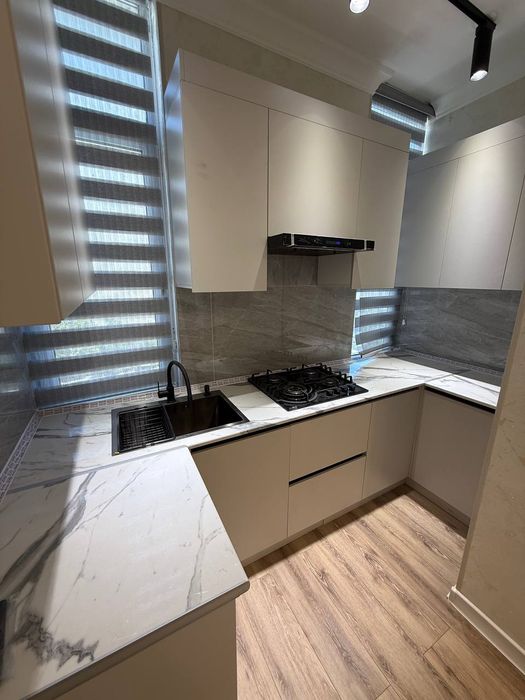 Новастройка 3 хона 2 этаж Вокзалда жойлашган.Агентство