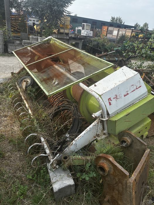 Masă de iarba Siloziera Claas Jaguar 840
