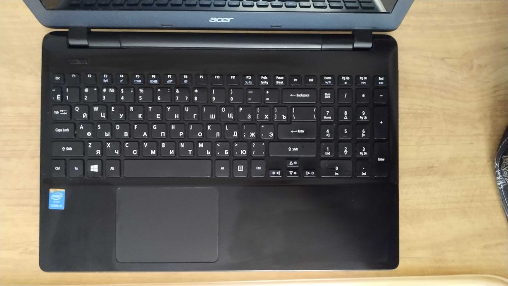 Быстрый ноутбук Acer. Windows 10, озу 8гб, Core i3