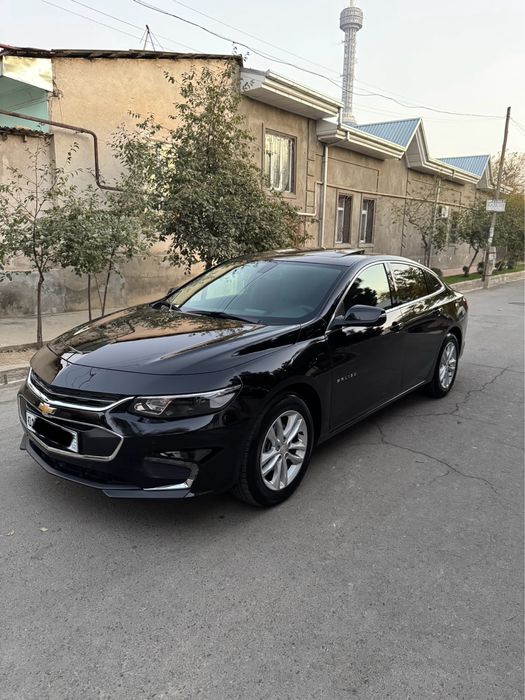 Malibu 2.4L Atmosferniy ideal srochna sotiladi